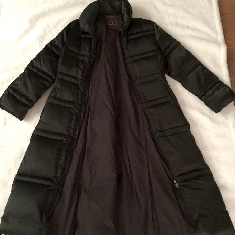 Beautiful metallic mid length medium Women’s puffer jacket